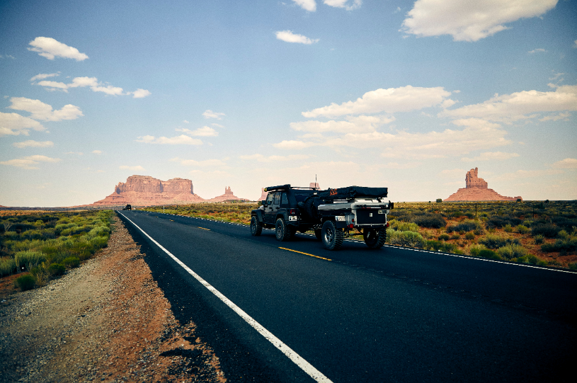 Voiture sur la route